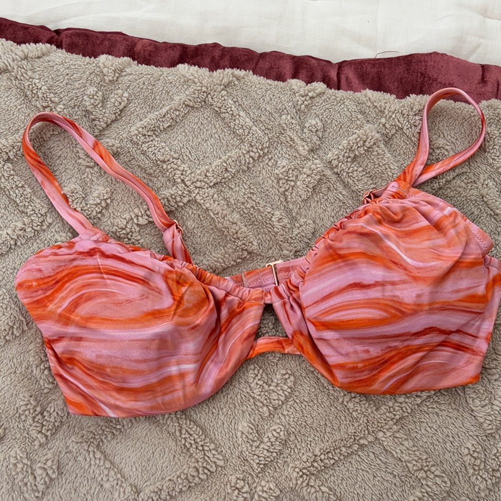 Bikini top